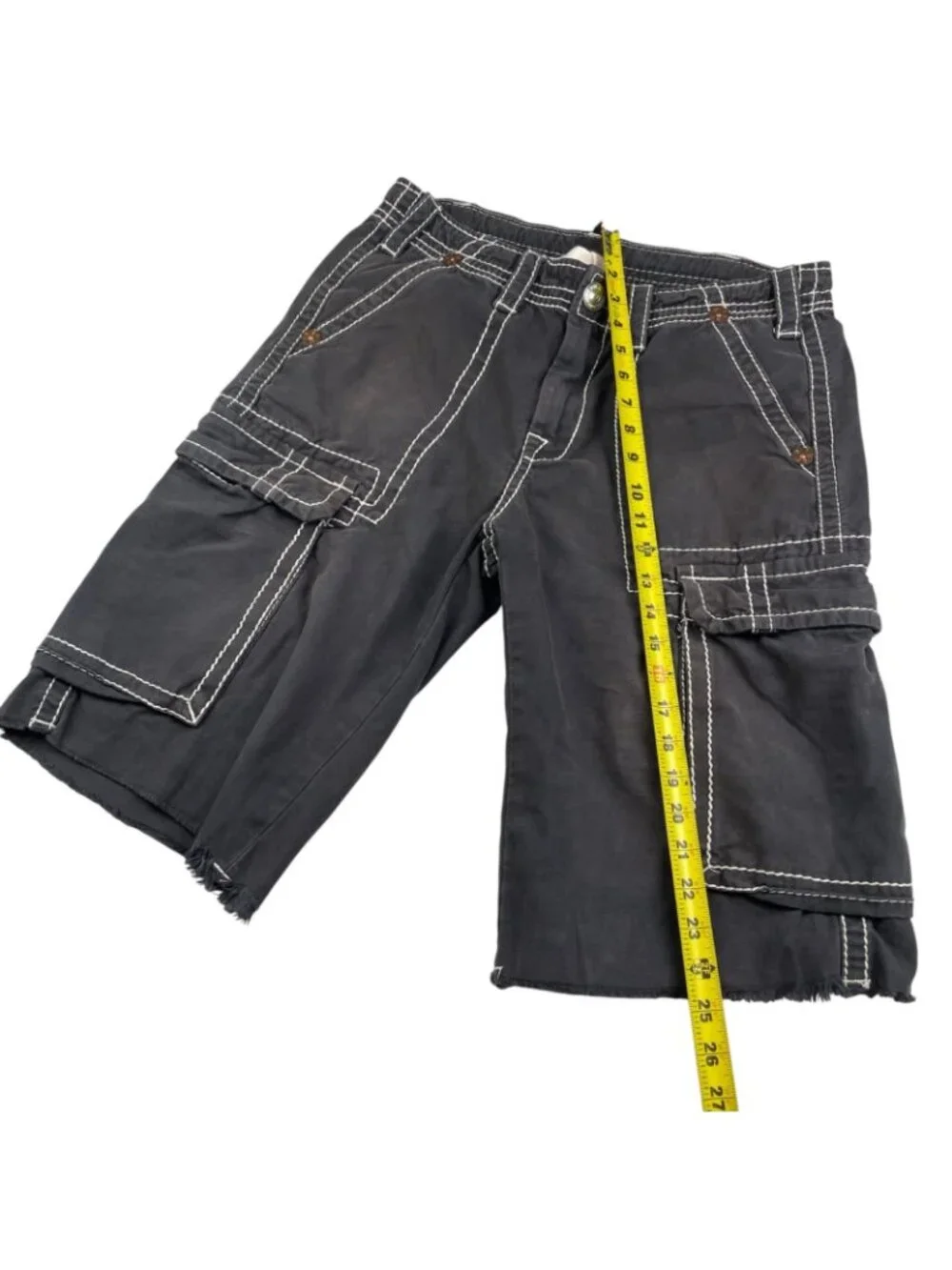 VTG True Religion Men's Y2K Thick Stitch Cut-Off Cargo Shorts Black • Size 30